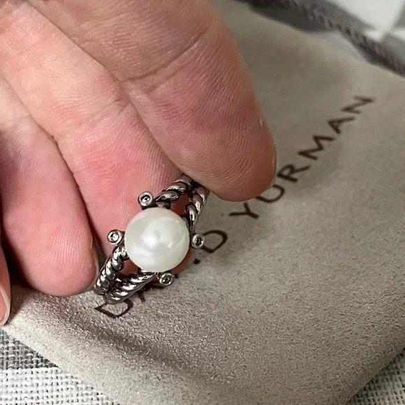 David Yurman Silver Ring with Pearl Accent sz7